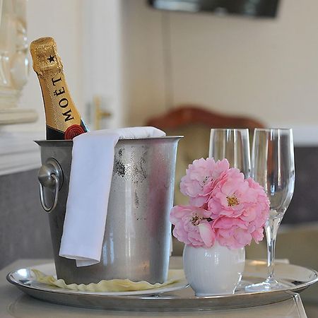 The Mansion Lions Hotel Ήστμπορν Εξωτερικό φωτογραφία