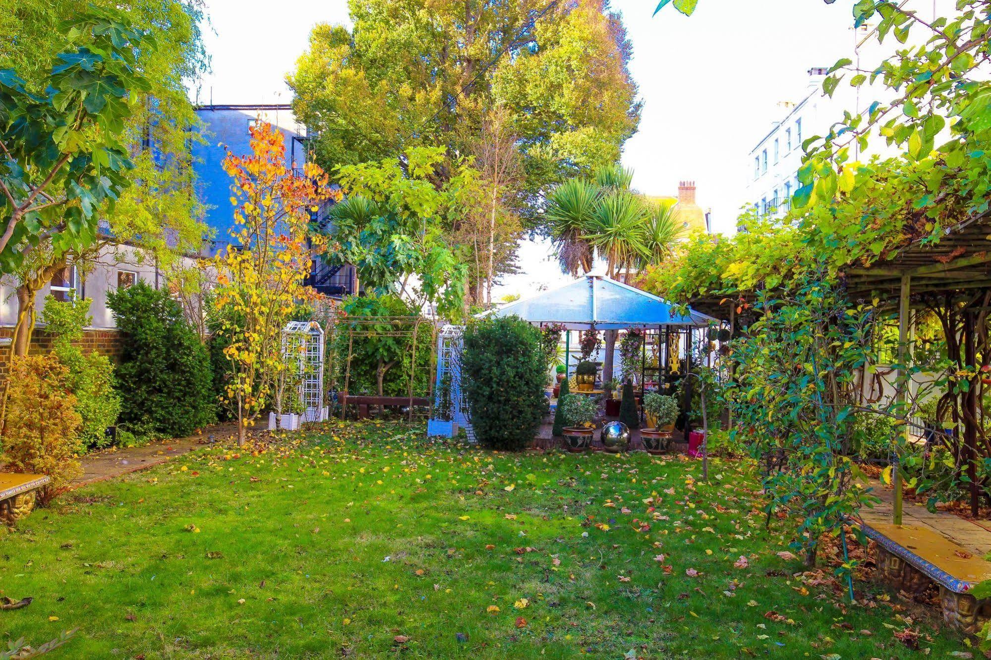 The Mansion Lions Hotel Ήστμπορν Εξωτερικό φωτογραφία